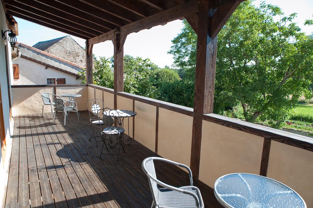 L'Ancien Presbytere Chambres D'Hote Ou Gite Le Dorat Exterior foto