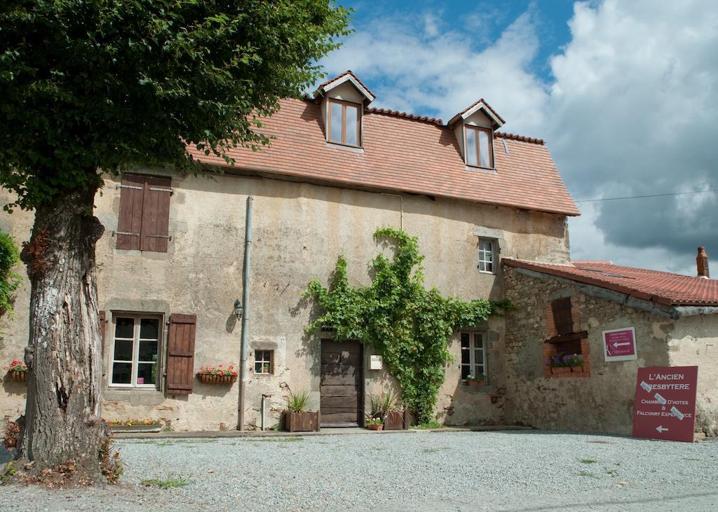 L'Ancien Presbytere Chambres D'Hote Ou Gite Le Dorat Exterior foto